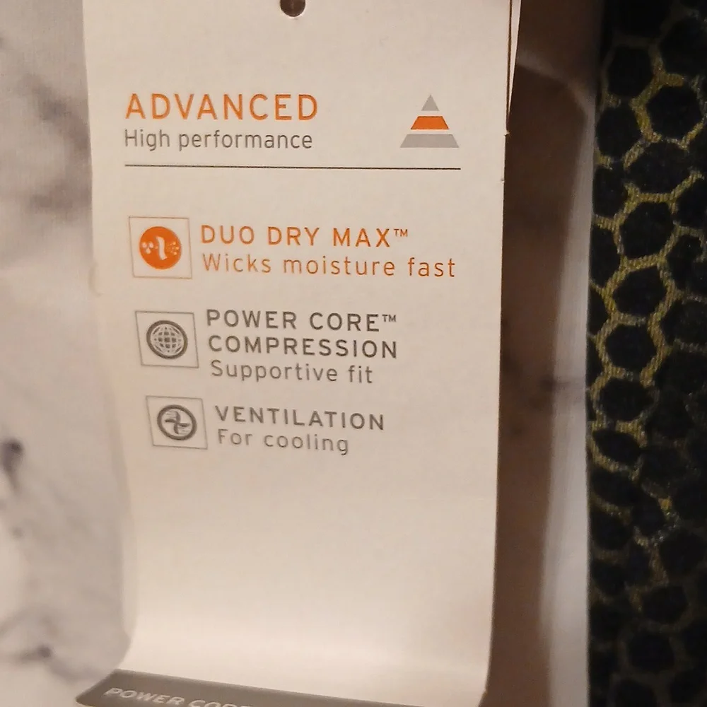 Champion power core shirt XXL 💙💙🩵🩵 - Picture 9 of 9